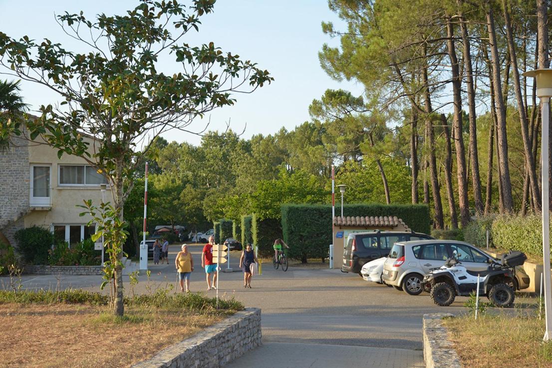 La Rouviere Les Pins Campsite